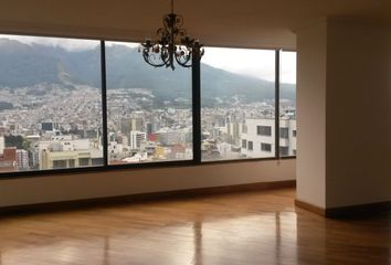 Departamento en  Av. Gonzalez Suarez & Gonnessiat, Quito, Ecuador