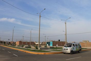 Terreno en  Urbanizacion La Riviera, Antiguo Camino Santa Rosa, Chiclayo, Perú