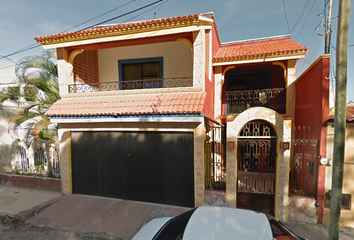 Casa en  C. 28ᴱ, San Francisco Chuburná Ii, 97206 Merida, Yucatán, México