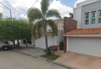 Casa en  Montes Urales, Montebello, Culiacán, Sinaloa, México