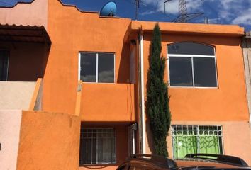 Casa en fraccionamiento en  Cofradía 1, Mz 005, Cofradia De San Miguel, Cuautitlán Izcalli, Estado De México, México