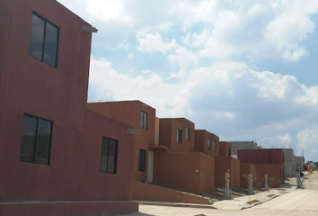 Casa en fraccionamiento en  Privada Zafiro, San Francisco Tlalcilalcalpan, Estado De México, México