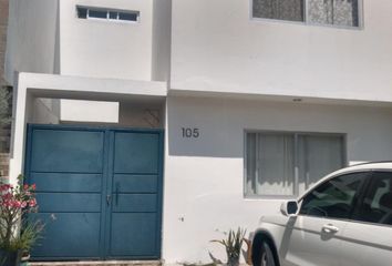 Casa en fraccionamiento en  Casa Fuerte, Santa Anita, Jalisco, México