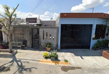 Casa en  Petrolera 106, Barrio De La Industria, Monterrey, N.l., México