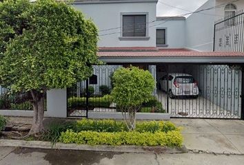 Casa en  Calle Isla Madeira, Jardines De La Cruz, Guadalajara, Jalisco, México