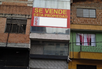 Local Comercial en  Edificio Athenas Plaza, Carrera 52, Perez, Bello, Antioquia, Colombia
