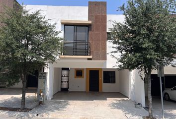 Casa en fraccionamiento en  Oporto, Altaria Residencial, Ciudad Apodaca, Nuevo León, México