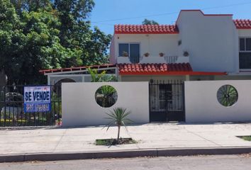 Casa en  Calle Gustavo Garmendia 1470, Miguel Hidalgo, Culiacán Rosales, Sinaloa, México