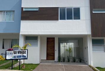 Casa en fraccionamiento en  Avenida Altavista 57, Jalisco, México