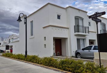 Casa en condominio en  Bosques Del Paraíso Residencial - Sección Olivos, Calzada Paraiso, Jesús María, Aguascalientes, México