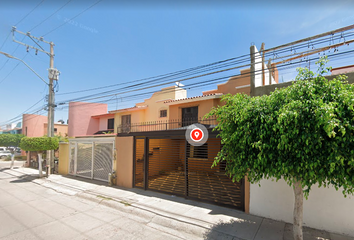 Casa en  Calle Musgos 215, Asentamiento Arboledas De Ibarrilla, León, Guanajuato, México