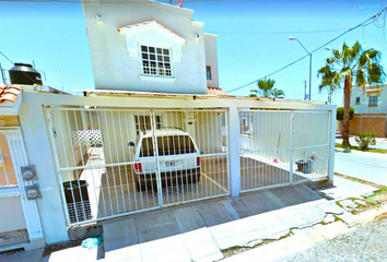 Casa en  C. Montes De Toledo 16302, Villas Del Rey, 82164 Mazatlán, Sinaloa, México