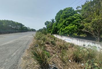 Lote de Terreno en  Oxxo Crucero Carretera Federal 180d, Santa Fe Libre, Paso Del Toro, Veracruz, México