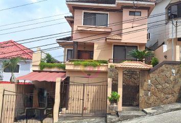 Casa en  Ceibos Norte, Guayaquil, Ecuador