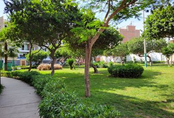 Departamento en  Santa Rosa, Santiago De Surco, Perú