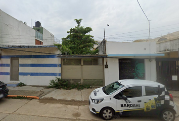 Casa en fraccionamiento en  Francisco Téllez Bautista 1006, Puerto Mexico, Coatzacoalcos, Veracruz, México