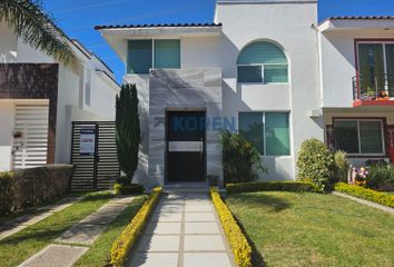 Casa en condominio en  Del Sillar, San Antonio De Ayala, Irapuato, Guanajuato, México