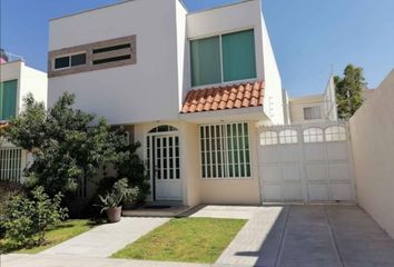 Casa en condominio en  Avenida La Paz, Rancho Santa Monica, Aguascalientes, México