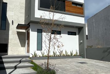 Casa en condominio en  Plaza El Condado, Valley Shops, Paseo El Condado, El Condado, Corregidora, Querétaro, México