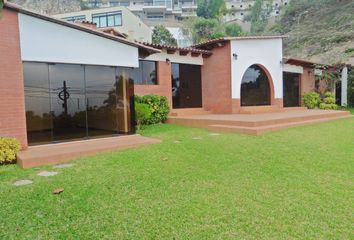 Casa en  Calle Los Molles, Santiago De Surco, Perú