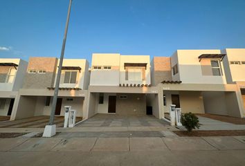 Casa en  Almarena Residencial, Casi Esquina Con Sábalo, Sinaloa El Habal-mazatlán, Cerritos, Mazatlán, Sinaloa, México