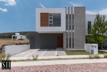 Casa en  El Encino Residencial Y Golf, La Noria, Querétaro, México