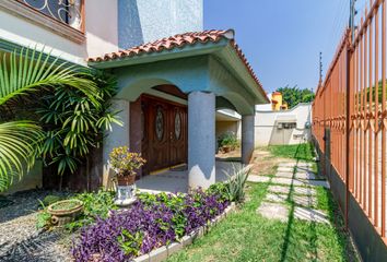 Casa en  Condominio Real De Tetela, Lomas De Ahuatlan, Lomas Del Tzompantle, Cuernavaca, Morelos, México