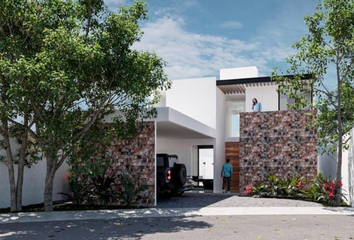 Casa en condominio en  Privada Chaactun, Santa María Yaxché, Yucatán, México