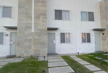 Casa en fraccionamiento en  Los Encinos, Querétaro, México