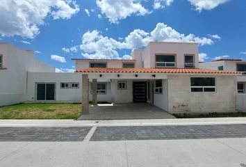 Casa en condominio en  Santa Maria Magdalena, Calle Benito Juárez Mz 014, Santa María Magdalena Ocotitlán, Estado De México, México