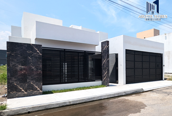 Casa en  Calle Arenque & Calle Salmón, Costa De Oro, Veracruz, México