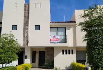 Casa en fraccionamiento en  Villafranca Residencial, Rafael Osuna, Residencial Villafranca, León, Guanajuato, México