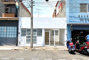 Casa en  Calle Hospital, Santa Teresita, Guadalajara, Jalisco, México