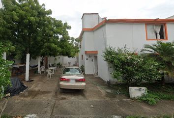 Casa en  Campo Angostura 504, 18 De Marzo, 89515 Cd Madero, Tamps., México