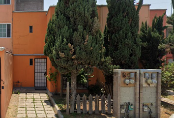 Casa en  Hacienda Los Laureles 41, Hacienda Cuautitlan, 54803 Cuautitlán, Méx., México