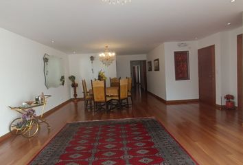 Departamento en  Calle Paseo De Alcaldes 225, Urbanización Pancho Fierro, Santiago De Surco, Lima, 15039, Per