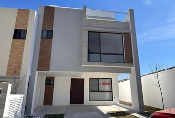 Casa en condominio en  Zibatá, Querétaro, México