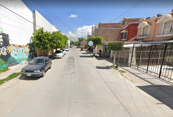 Casa en  Calle Valle Del Zahuan, Azúl Maguey, Industrial Delta, León, Guanajuato, México