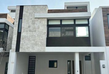 Casa en fraccionamiento en  Vereda De La Calandria, La Estanzuela, Monterrey, Nuevo León, 64890, Mex