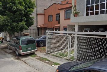 Casa en  Calle Eucaliptos, Fracc Unidad San Buenaventura, Ixtapaluca, México, 56530, Mex