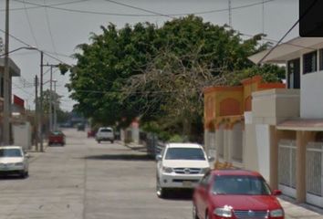 Casa en  Claveles, Las Rosas, Comalcalco, Tabasco, México