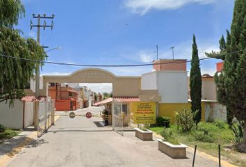 Casa en fraccionamiento en  Mz 036, Cofradia De San Miguel, 54715 Cuautitlán Izcalli, Méx., México