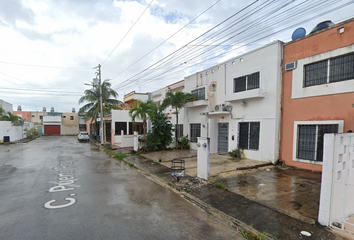 Casa en fraccionamiento en  Isla De Mallorca 11, Cancún, Quintana Roo, México