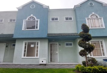 Casa en  Conjunto Casa Real, Vancouver, Quito, Ecuador