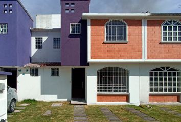Casa en  Avenida Bicentenario 4, Lerma De Villada, Lerma, México, 52004, Mex