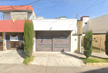 Casa en  Calle 7-a No. 38, Bosques Amalucan, Puebla, México