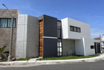 Casa en fraccionamiento en  Lomas Del Sol, Veracruz, México