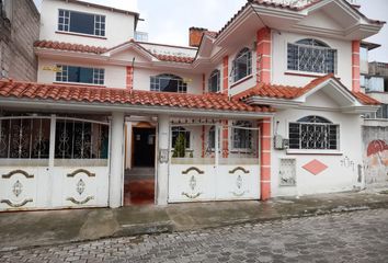 Casa en  Pf2j+j8g, C. Comunal, Quito 170146, Ecuador