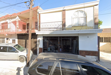 Casa en  Calle 5 De Diciembre, Eduardo Guerra, Torreón, Coahuila De Zaragoza, México