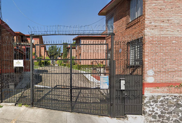 Casa en condominio en  C. De Rosal 331, San Pedro Mártir, 14650 Ciudad De México, Cdmx, México